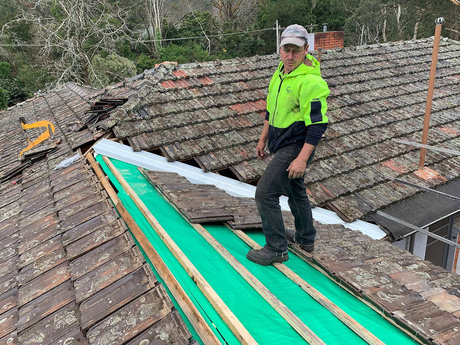 asbestos roof removal process